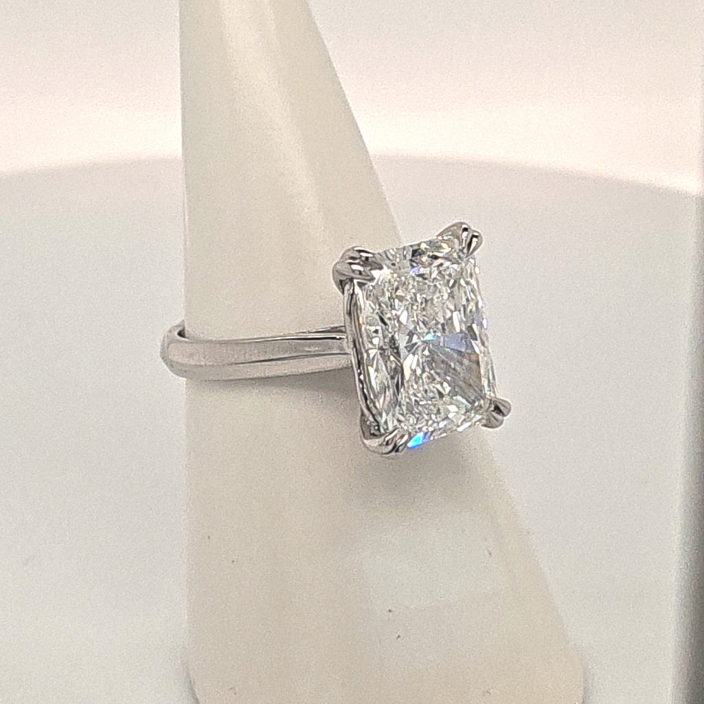 Platinum Laboratory Grown Radiant Cut Diamond Ring