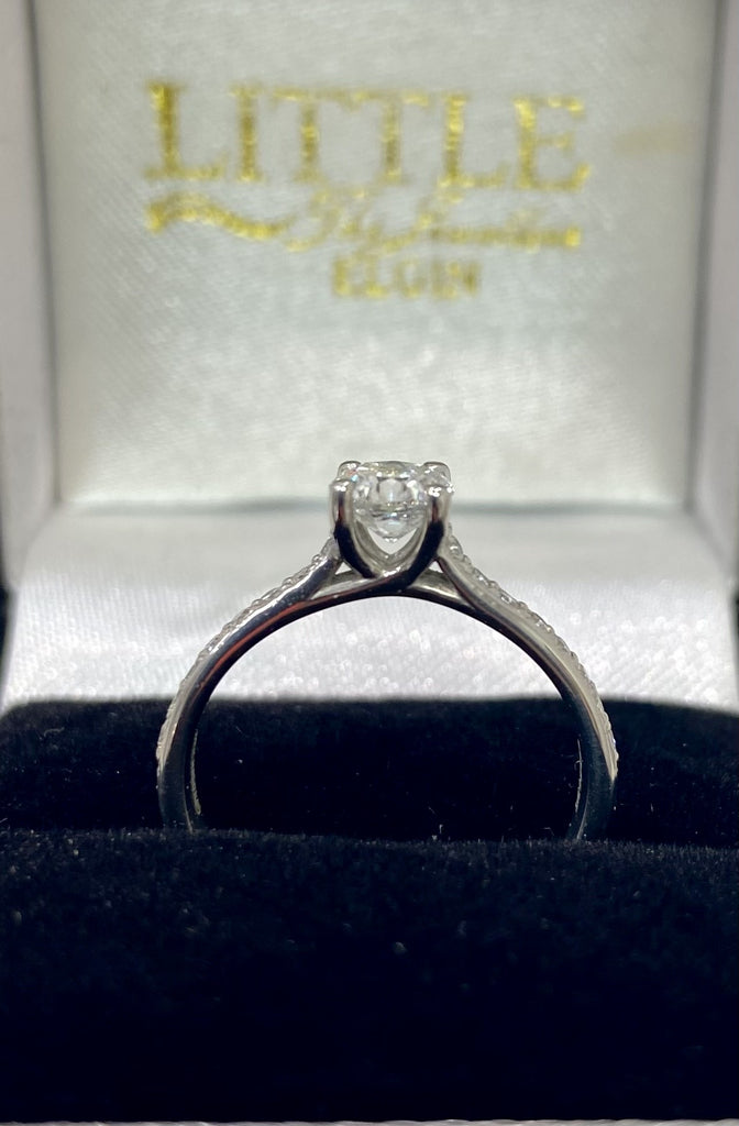 Pre-Loved Platinum Diamond Solitaire Riing