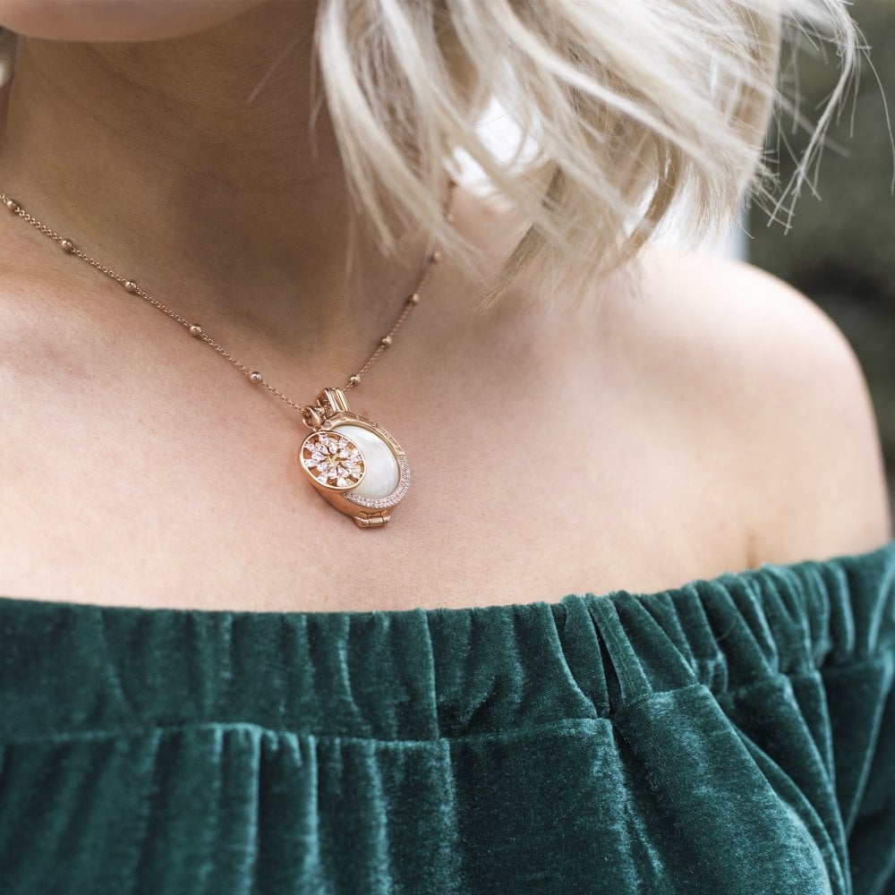 Emozioni Innocence White Mother of Pearl Coin