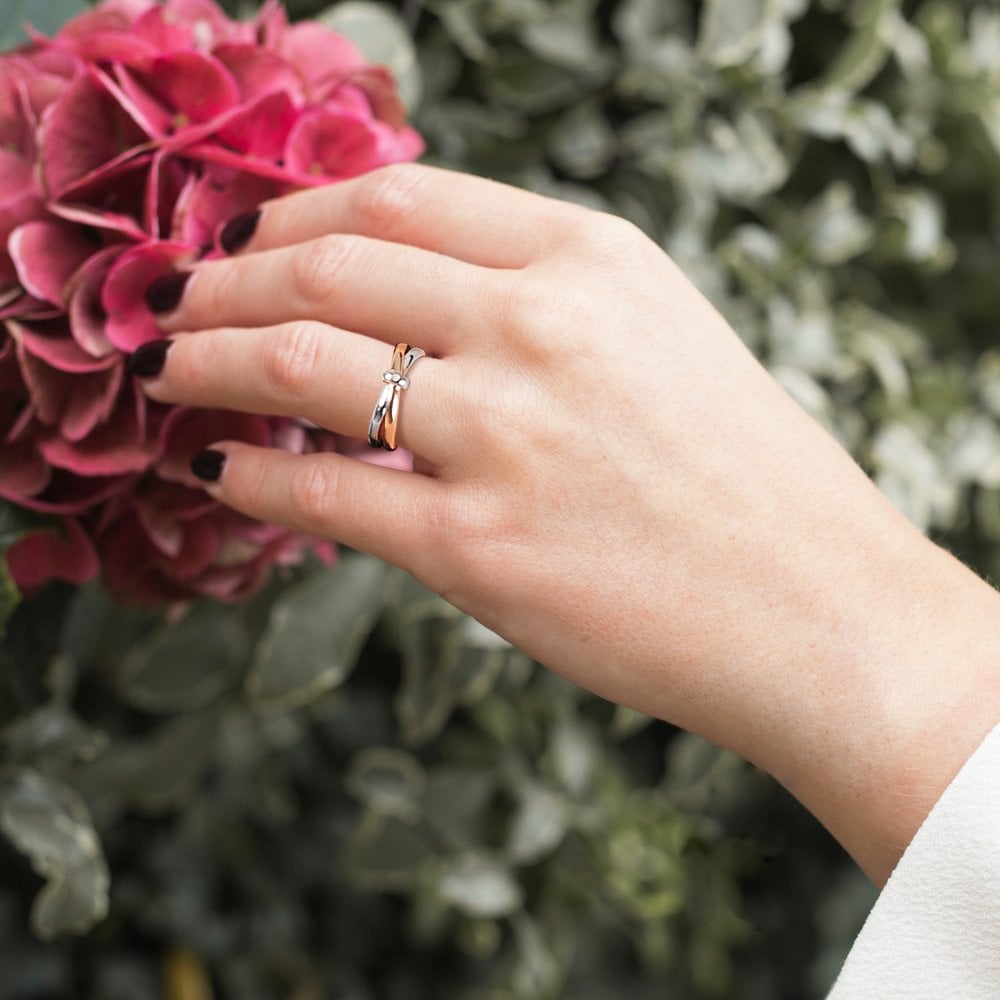 Hot Diamonds Eternity Silver & 18ct Rose Gold Vermeil Interlocking Ring