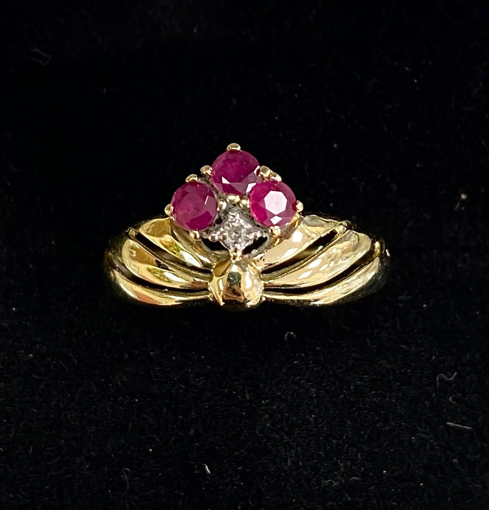 Vintage 9ct Ruby Dress Ring