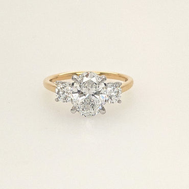 Laboratory Grown 18ct Yellow Gold Oval Cut Diamond Ring