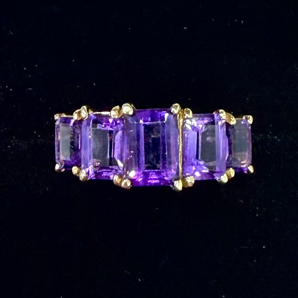 Pre-Loved 9ct 5 Stone Amethyst Ring