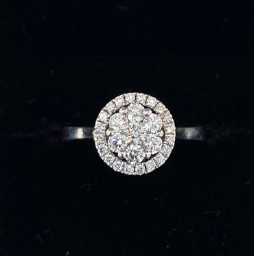 Pre-Loved Platinum Diamond Cluster Ring