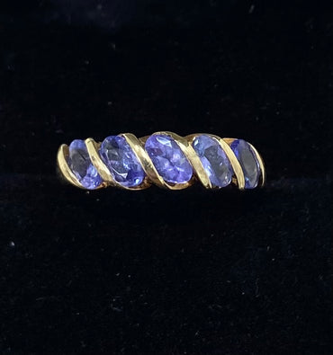 Pre-Loved 9ct Tanzanite 5 Stone Ring