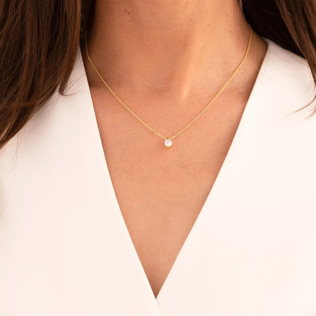 Gisser Round Brilliant Necklace