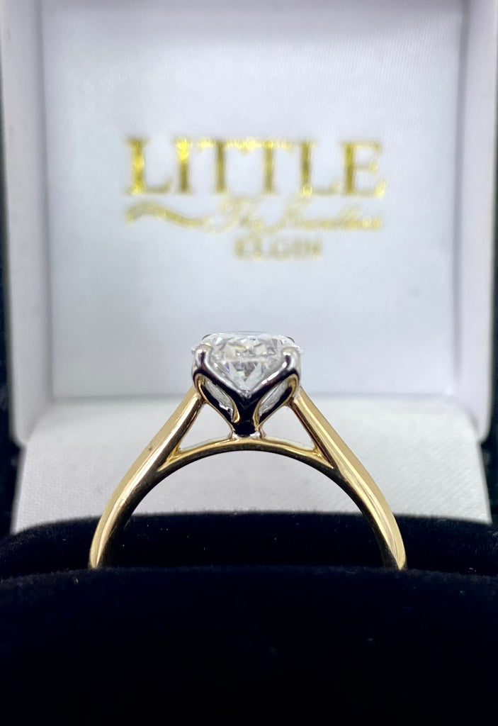 9ct Oval Laboratory Diamond Ring