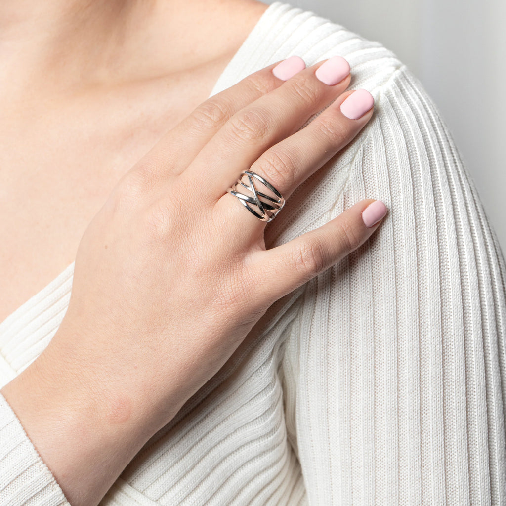 Gisser Triple Crossover Silver Ring