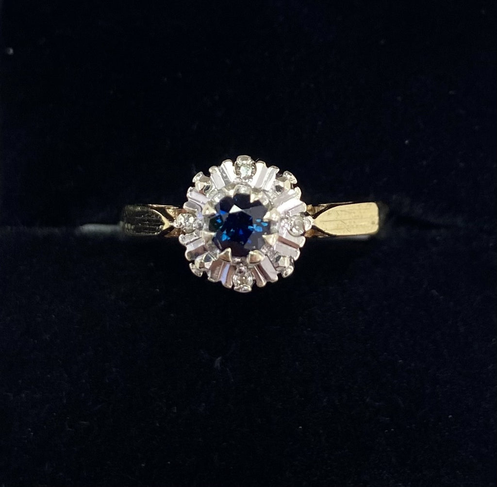 Pre-loved 9ct Sapphire & Diamond Cluster Ring