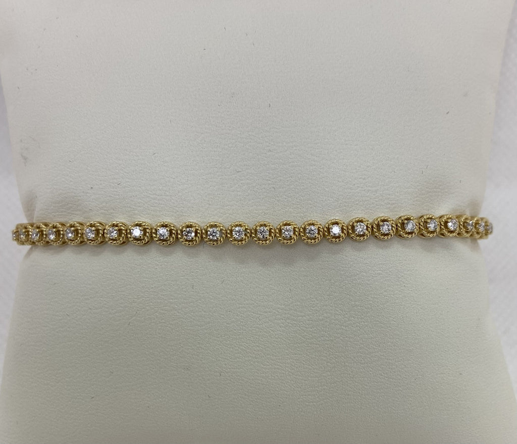 Pre-Loved 18ct Diamond Toggle Tie Bracelet