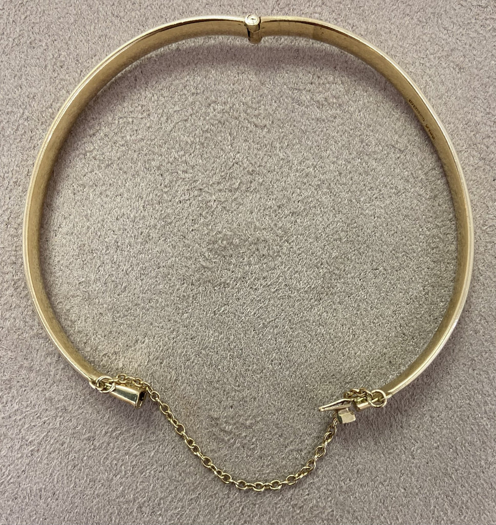 Vintage 9ct 1/2 Engraved Bangle