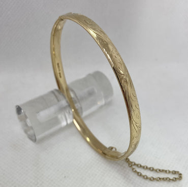 Vintage 9ct 1/2 Engraved Bangle