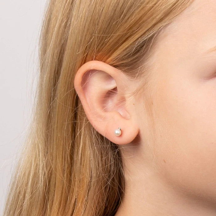 D For Diamond Pearl Earrings