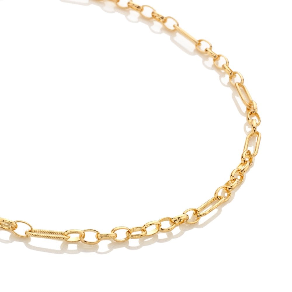Hot Diamonds Embrace Statement Chain